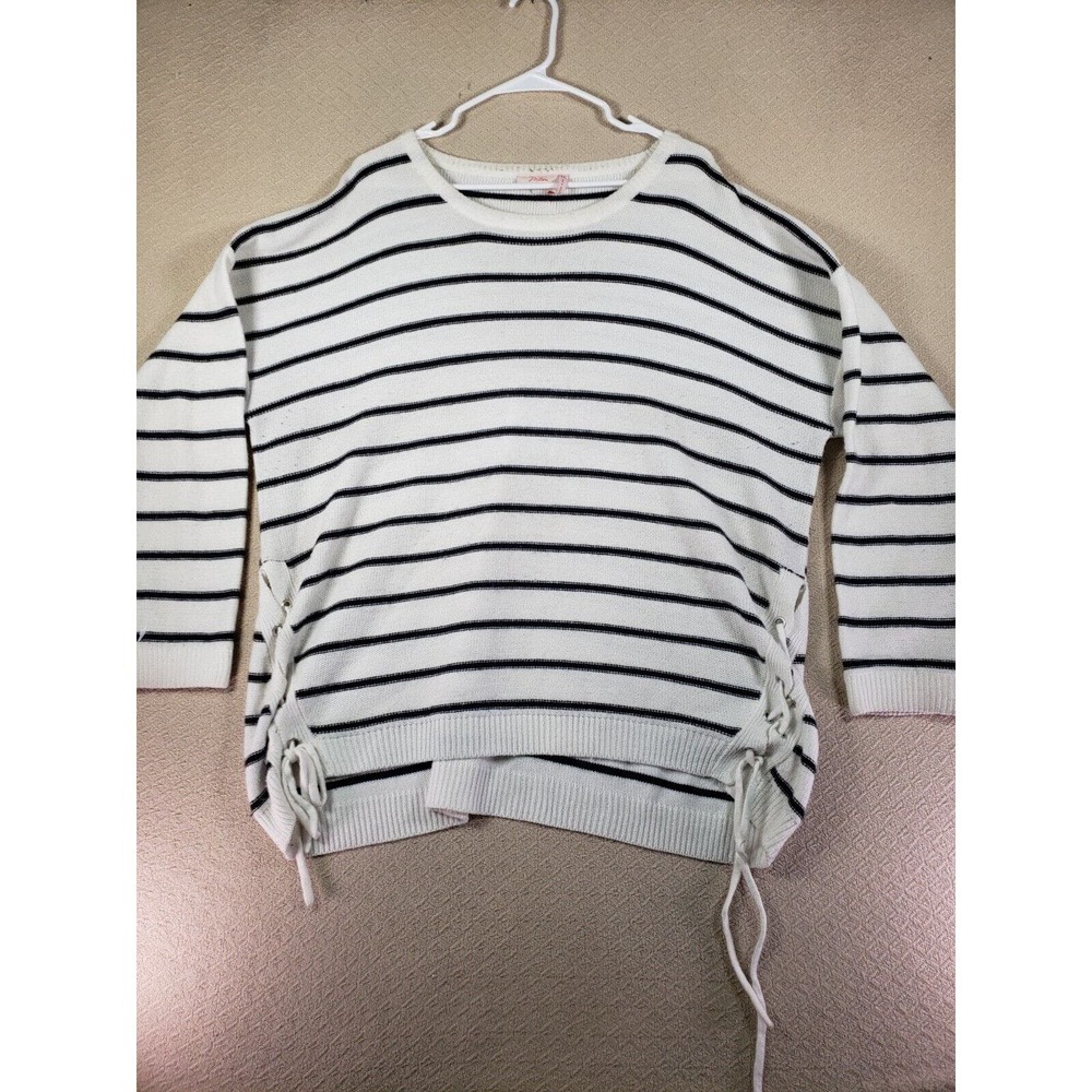 Millers Sweater Womens 2XL White Lace Up Side Striped Pullover Long Sleeve
